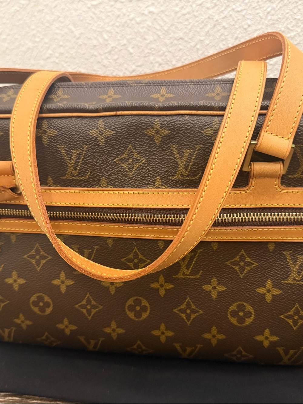 Louis Vuitton Monogram Cité GM